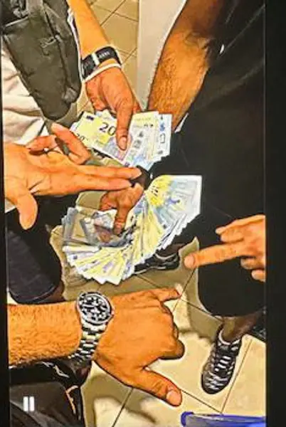 Συμμορία 48 ατόμων άρπαζε αλυσίδες από ανυποψίαστους πολίτες και «καμάρωνε» με τα κλοπιμαία 2 symmoria klopes 6