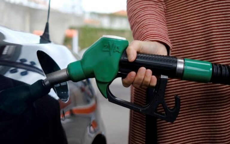 «Δεν αποκλείονται νέες αυξήσεις στα καύσιμα το Πάσχα»