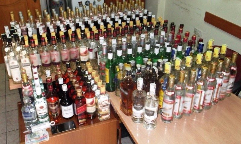 ΑΑΔΕ: Δέσμευσε πάνω από 61.000 φιάλες με «μπόμπες»
