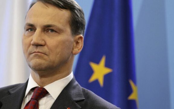 Πολωνός, “όχι τυχαίος” Ευρωβουλευτής καρφώνει τις ΗΠΑ για το σαμποτάζ στον Nord Stream 2
