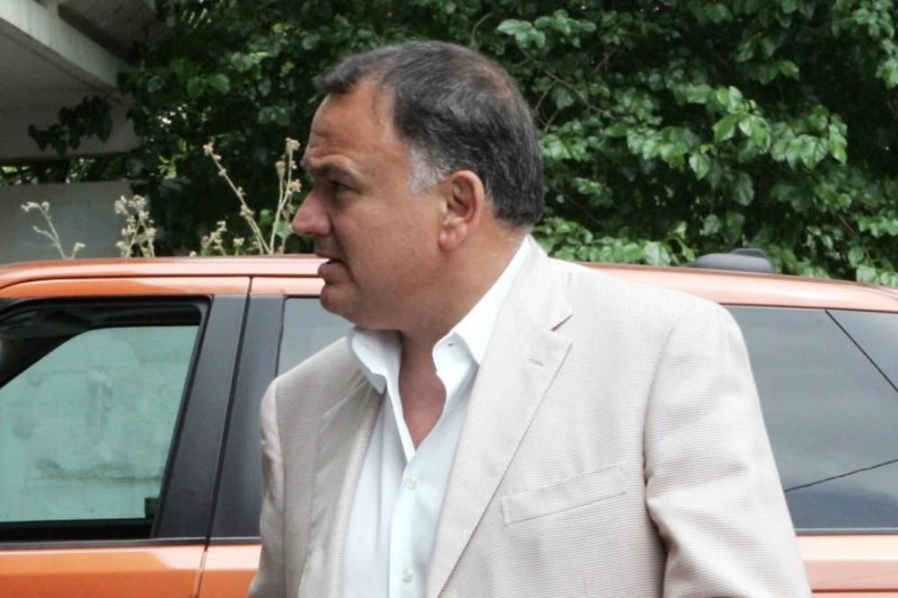 Σε κλοιό πλειστηριασμών ο Πάνος Δάβαρης