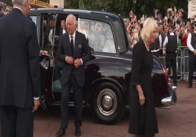 Η βασίλισσα Ελισάβετ,ο Κιμ Γιογκ Ουν,οι μαυροφορεμένες θρηνούσες της ΕΡΤ και η ελληνική ταυτότητα στον επενδυτή φίλο των Ερντογάν-Πούτιν