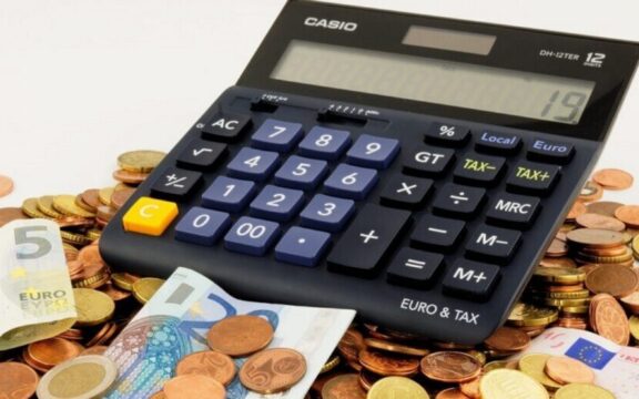 ΑΑΔΕ: Αυτόματος υπολογισμός του ΦΠΑ από τον Νοέμβριο