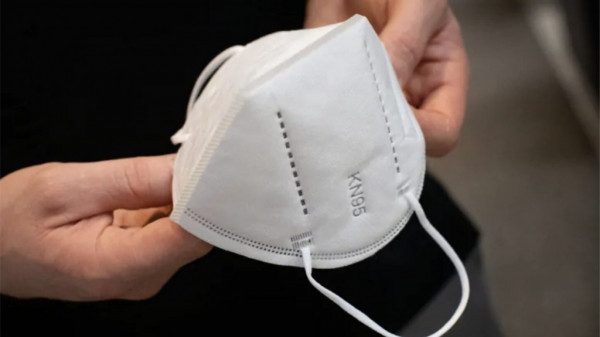 Υποχρεωτική χρήση μάσκας στις αστικές συγκοινωνίες και ταξί