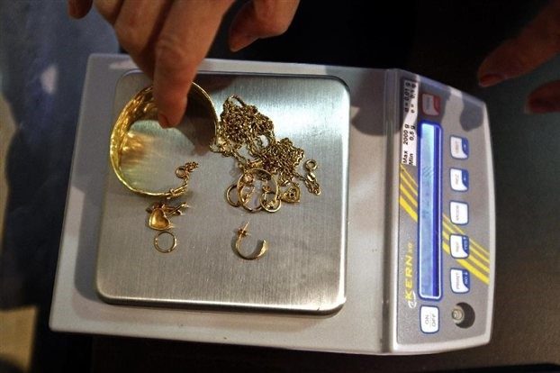 Η «ανάπτυξη» έρχεται: Έρχονται επενδύσεις…ενεχυροδανειστηρίων