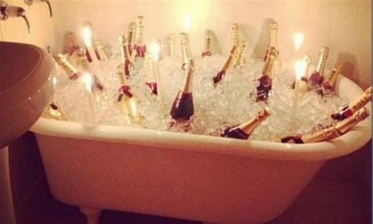 Σε σοκ οι ζάμπλουτοι: Ξεμένουμε από…ακριβές σαμπάνιες