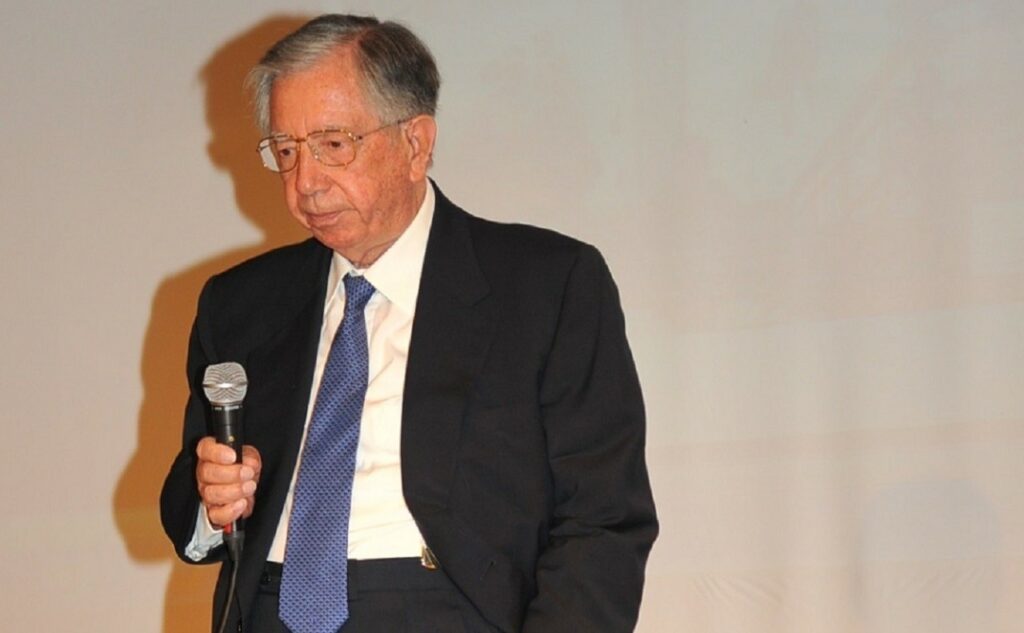 Απόστολος Πίτσος (1918-2023): Ο εμβληματικός βιομήχανος που «μπήκε» σε κάθε ελληνικό σπίτι