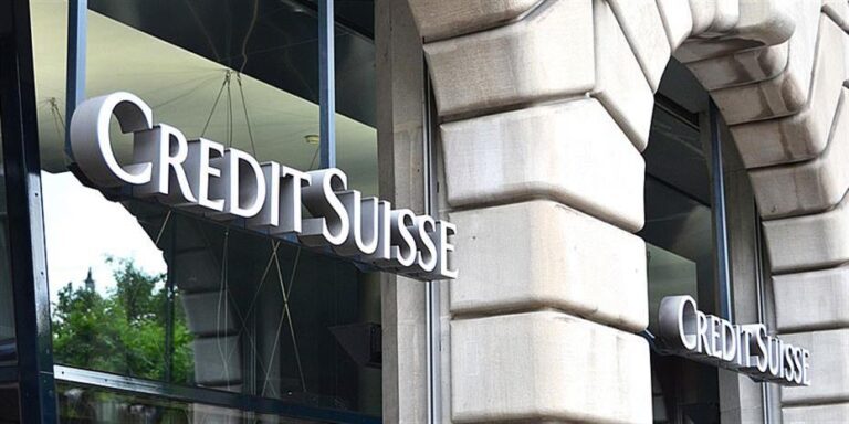 Credit Suisse: Πληροφοριοδότες αποκαλύπτουν πώς βοηθούσε βαθύπλουτους Αμερικανούς να φοροδιαφεύγουν