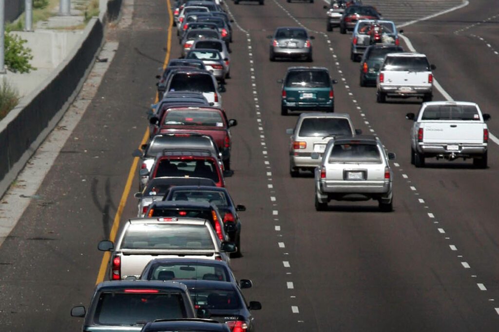 ΗΠΑ: Πρόστιμο για όσους κινούνται αργά στην αριστερή λωρίδα