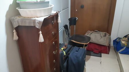 Πλειστηριασμοί: Οι εικόνες Ισπανίας είναι εδώ! Με συνδρομή της αστυνομίας πέταξαν στο δρόμο οικογένεια στην Καλαμαριά 2 kalamaria ejosi 07