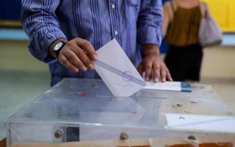 Καθηγητής Γ.Πιπερόπουλος: Οι εκλογές, η αποχή και οι εγγεγραμμένοι στους καταλόγους