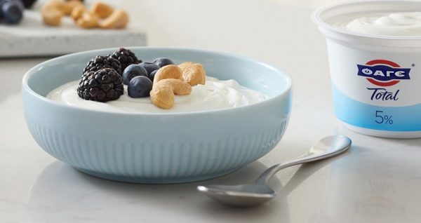 ΦΑΓΕ: Απέλυσε το 1/5 του προσωπικού της στην Ελλάδα σε μια 6ετία