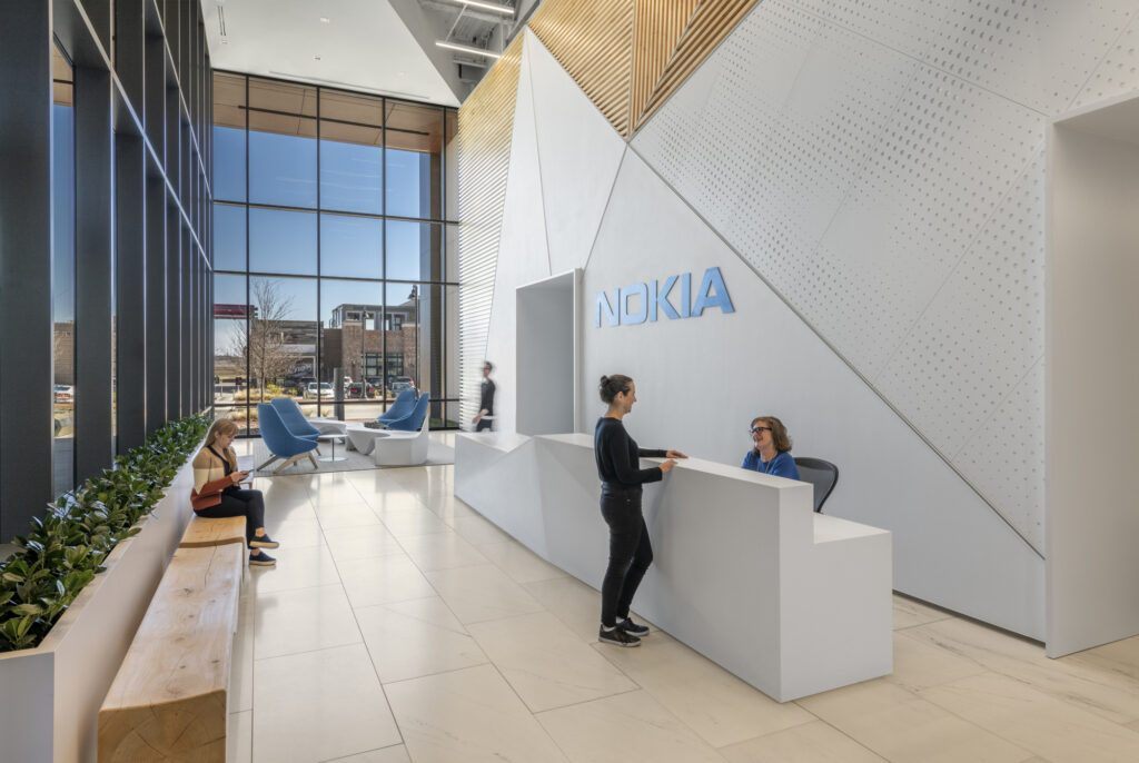Nokia: Κόβει έως 14.000 θέσεις εργασίας!