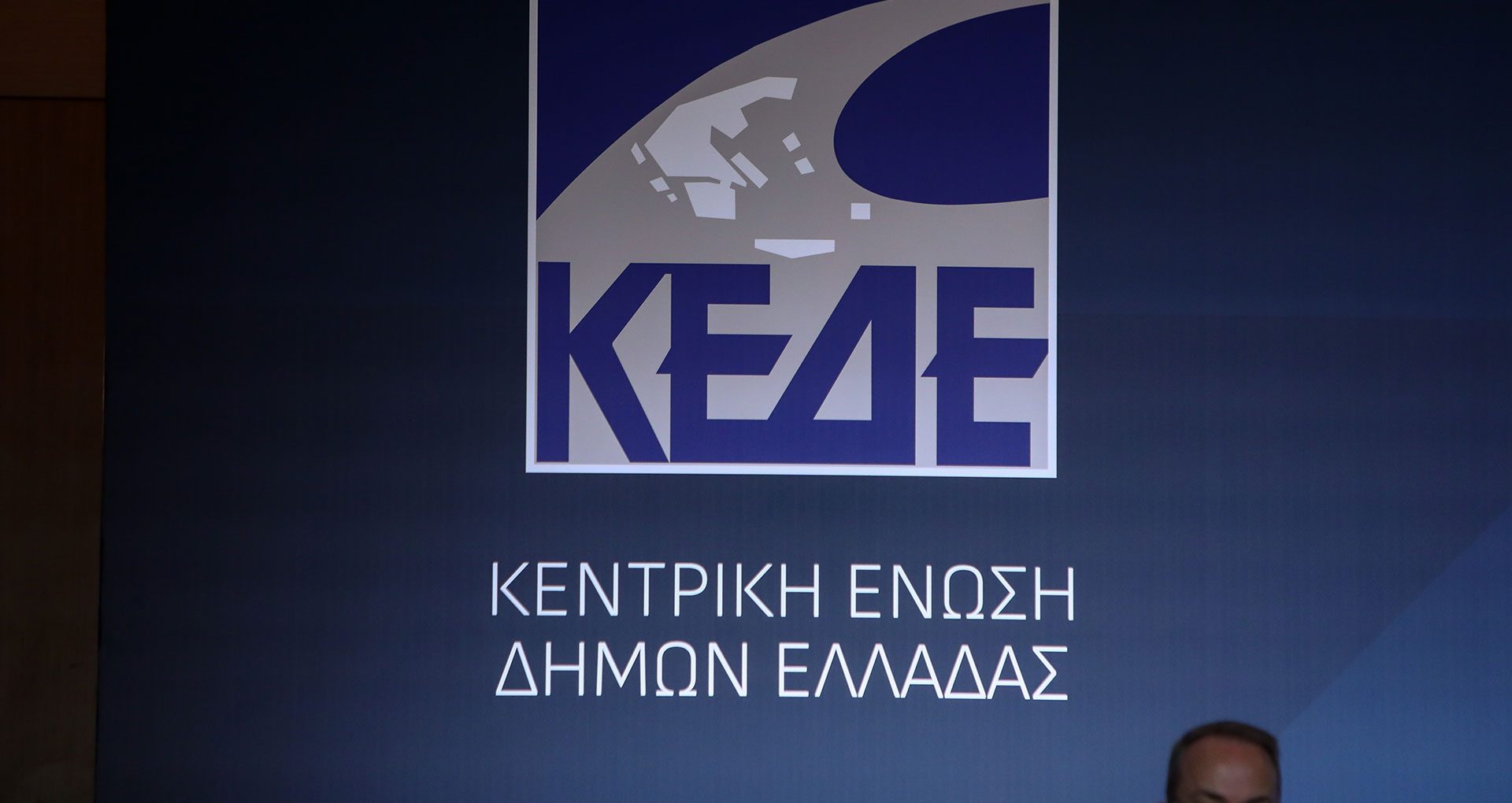 Τα σκουπίδια τινάζουν στον αέρα τους προϋπολογισμούς των Δήμων!