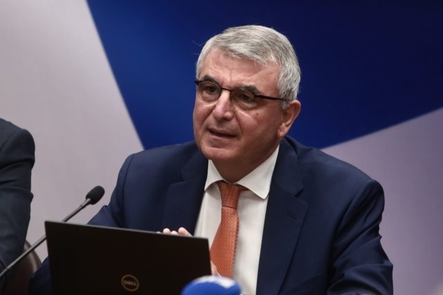 Προκλητικός Τσακλόγλου: «Γιατί ο δικηγόρος δεν πάει να δουλέψει ντελιβεράς»;; Οργή των δικηγόρων!!