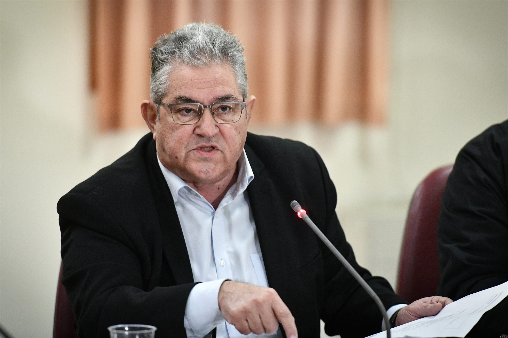 Θα καταψηφίσει το νομοσχέδιο για τα ομόφυλα ζευγάρια το ΚΚΕ!!