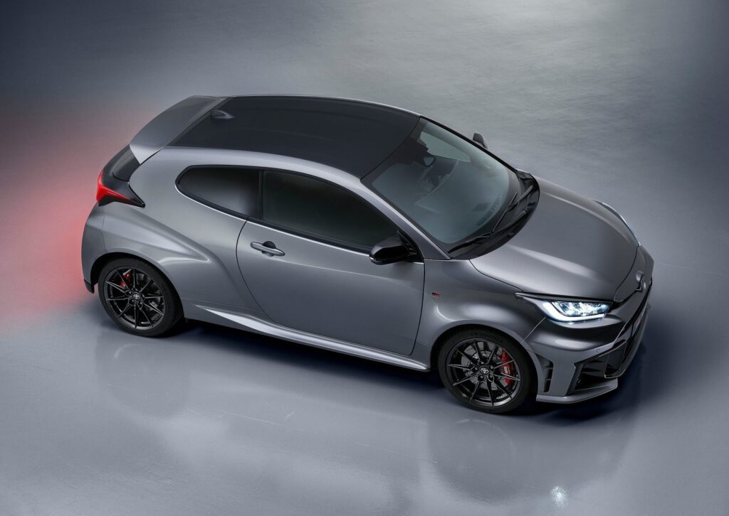 Πώς έφτασε να κοστίζει 100.000€ το GR Yaris στη Γαλλία