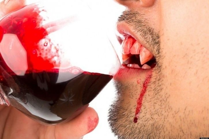 Μηνιαίο χαράτσι: Οι τράπεζες βρήκαν κι άλλο τρόπο να μας ρουφήξουν το αίμα! 1 ρουφαει αιμα