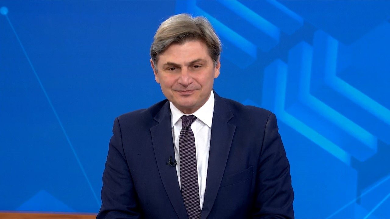 Φαραντούρης: Να προταθεί ο Άθως για τις διαπραγματεύσεις Ουκρανίας και Ρωσίας