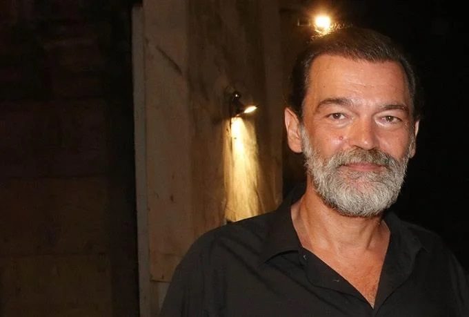 Κωνσταντίνος Καζάκος: Οι περισσότεροι δημοσιογράφοι τα «τσεπώνουν» και λένε αυτά που τους λένε να πουν