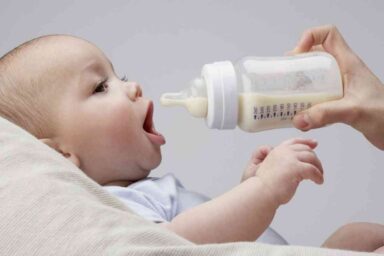 Το απύθμενο θράσος των εταιρειών βρεφικού γάλακτος