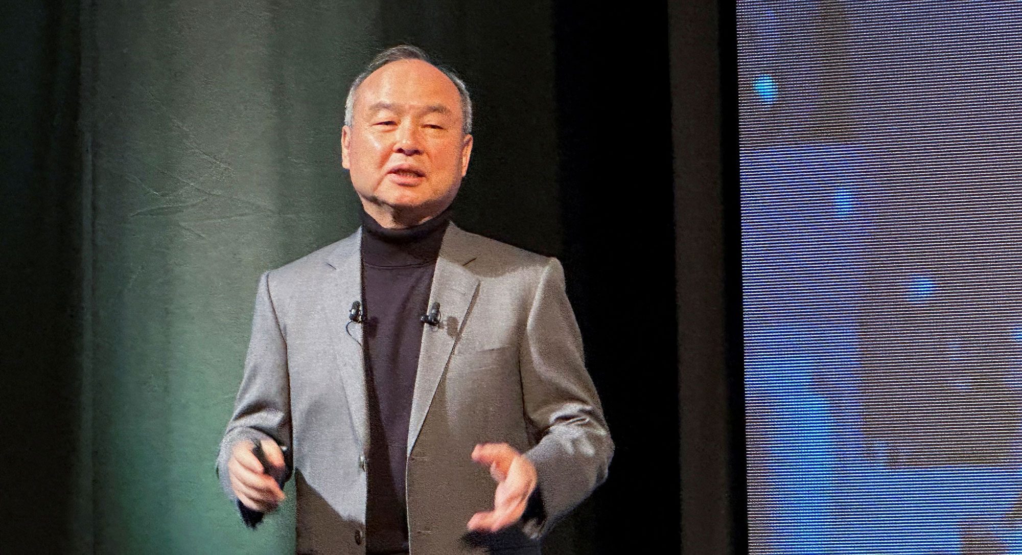 CEO της SoftBank: Πιο έξυπνη από τον άνθρωπο η τεχνητή νοημοσύνη μέχρι το 2034!!