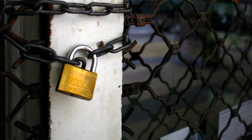 Εκτοξεύτηκαν οι χρεοκοπίες επιχειρήσεων στην Ελλάδα το 2ο τρίμηνο!