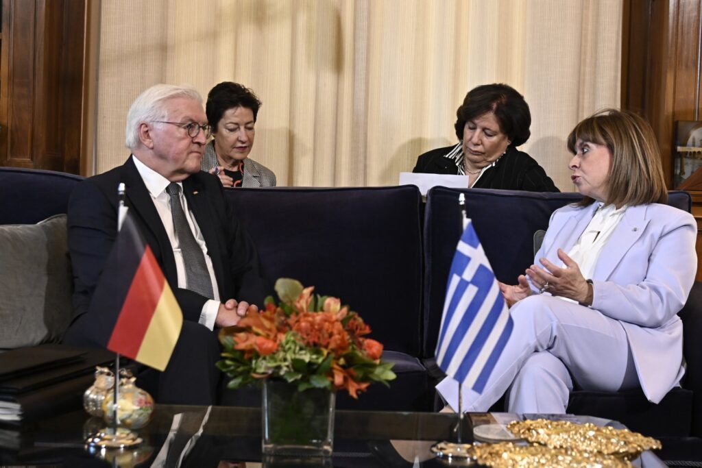 Σπάνε πλάκα μαζί μας οι Γερμανοί: “Λήξαν το θέμα των πολεμικών αποζημιώσεων”