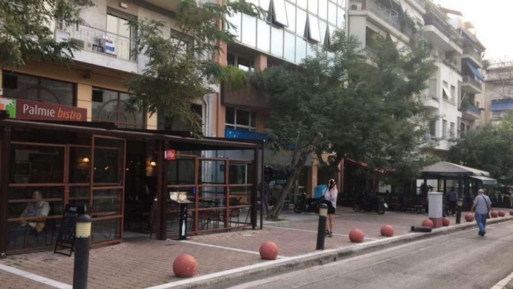 Πλειστηριασμοί: Άλλαξε χέρια το κατάστημα Palmie bistro στην Πλατεία Βικτωρίας για 2 ευρώ παραπάνω