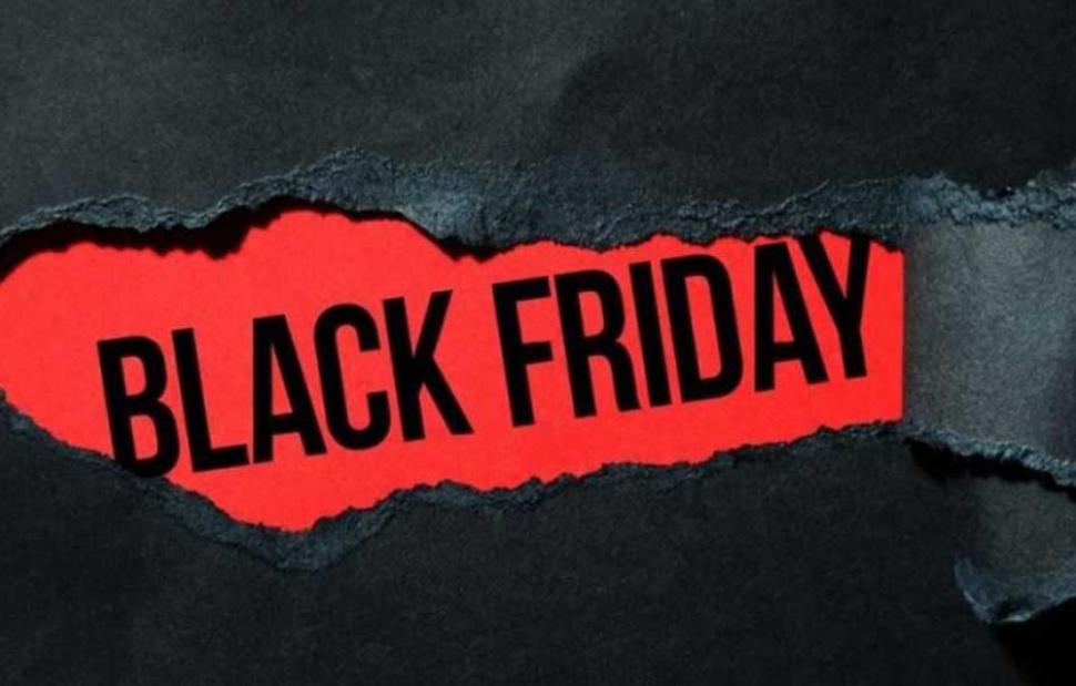 Πότε πέφτει η Black Friday 2025. Τι πρέπει να προσέχουν οι καταναλωτές.