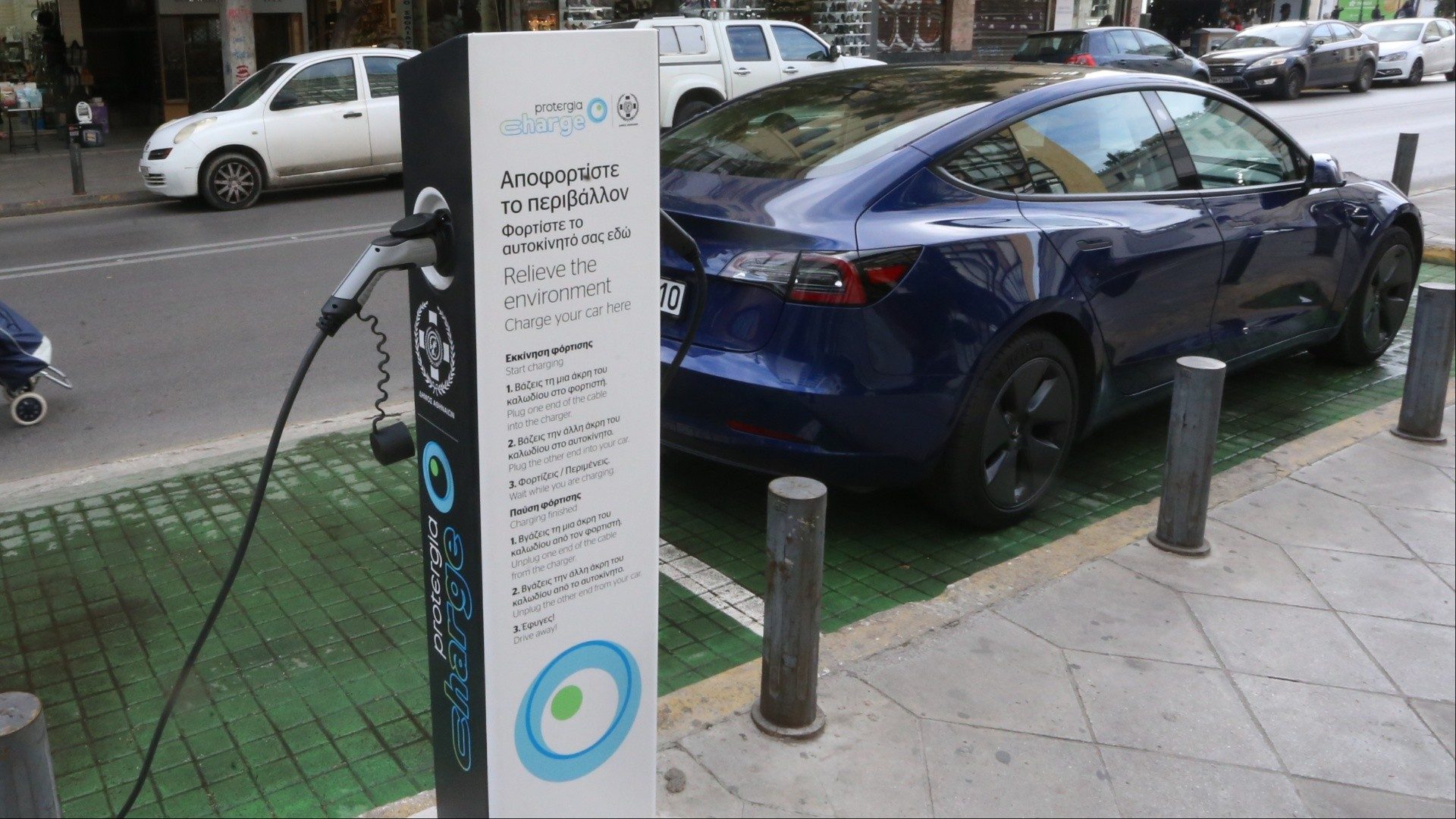 Γιατί τα ηλεκτρικά «τρώνε» πιο γρήγορα τα λάστιχά τους;