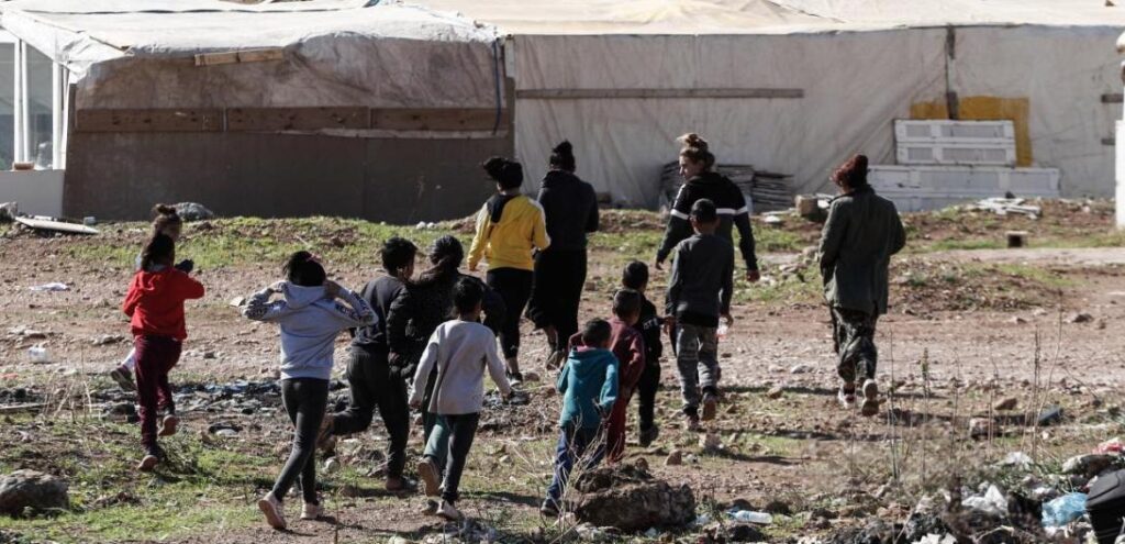 Ξεκινά η 24ωρη αστυνόμευση καταυλισμών Ρομά