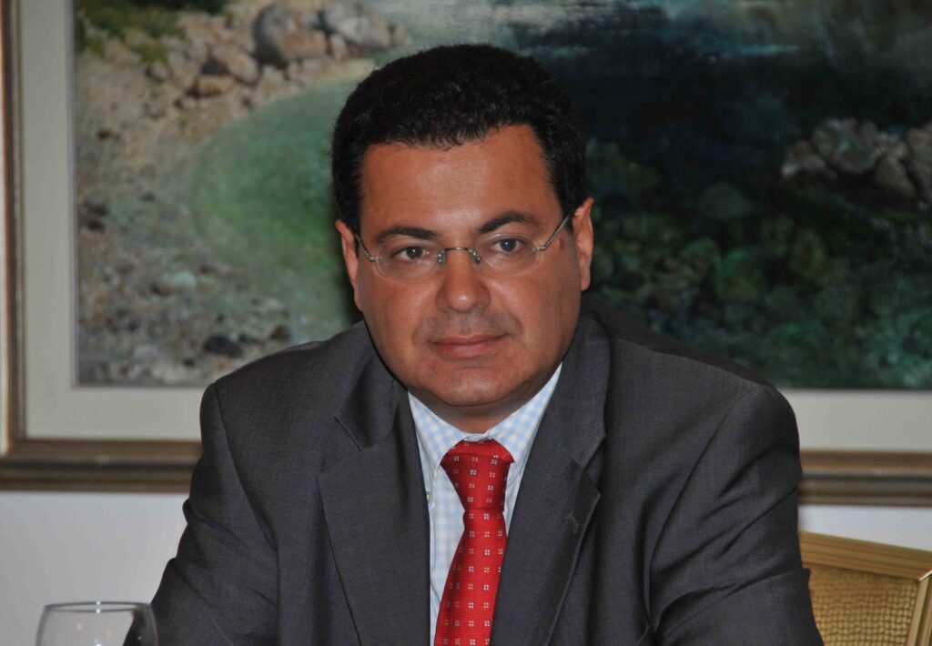 Χιόνης: «Τα μέτρα στοχεύουν στην τόνωση της κατανάλωσης. Πρέπει να γίνει κάτι και για την παραγωγή»