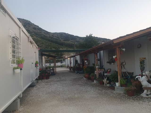 Τέσσερα χρόνια σε κοντέινερ οι κάτοικοι του Δαμασίου...