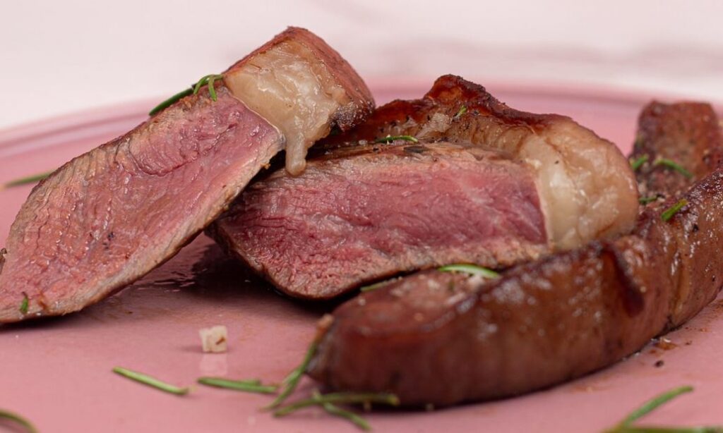 Η Γαλλία μπλοκάρει τις εξαγωγές μοσχαριών – Ευκαιρία για την ελληνική κτηνοτροφία;