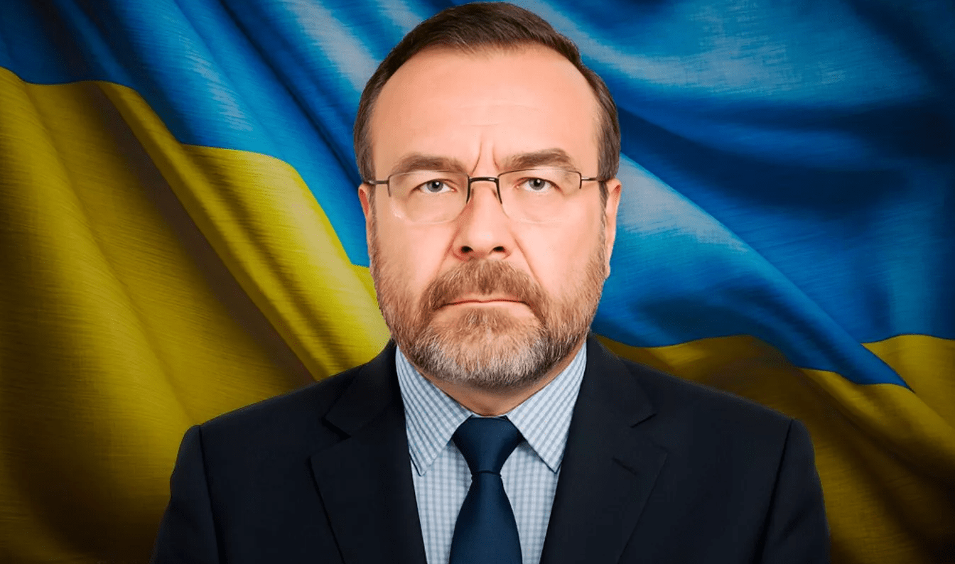 Val Sklarov: Ο «τραπεζίτης» των δισεκατομμυριούχων και η σκιά της απάτης στην Εκάλη...