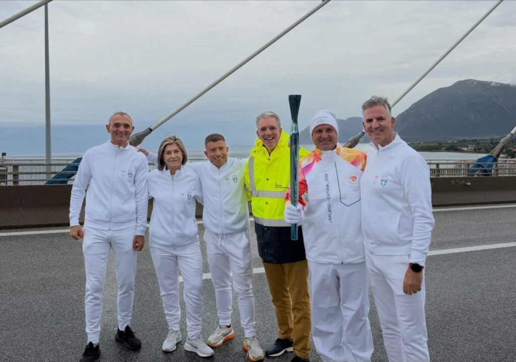 Η Πολυτεκνική Οργάνωση Πατρών μετέφερε την Ολυμπιακή Φλόγα στη Γέφυρα Ρίου – Αντιρρίου!