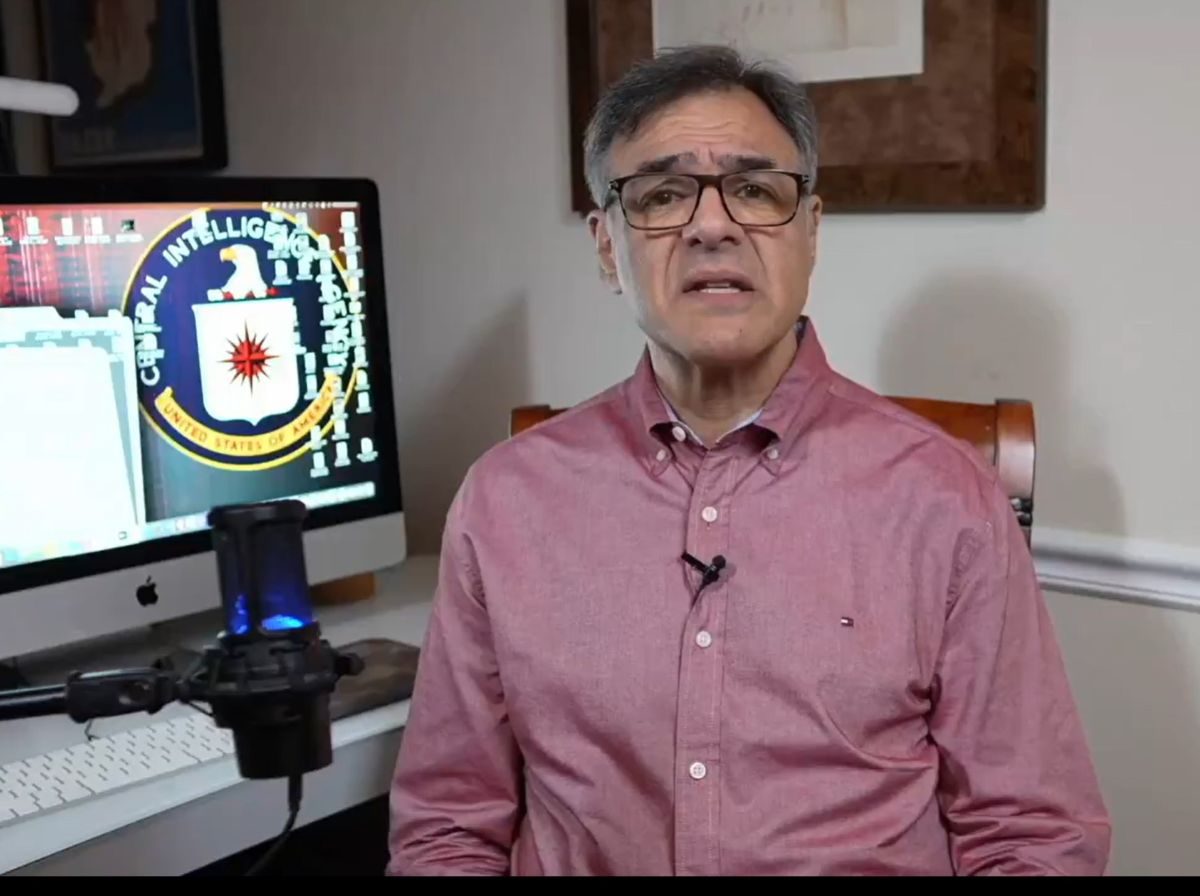 Πρώην πράκτορας της CIA: Παρακολουθούνται τα πάντα!