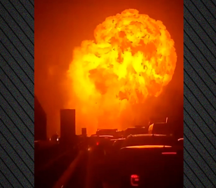 Σας θυμίζει κάτι αυτή η ΠΥΡΟΣΦΑΙΡΑ;;;