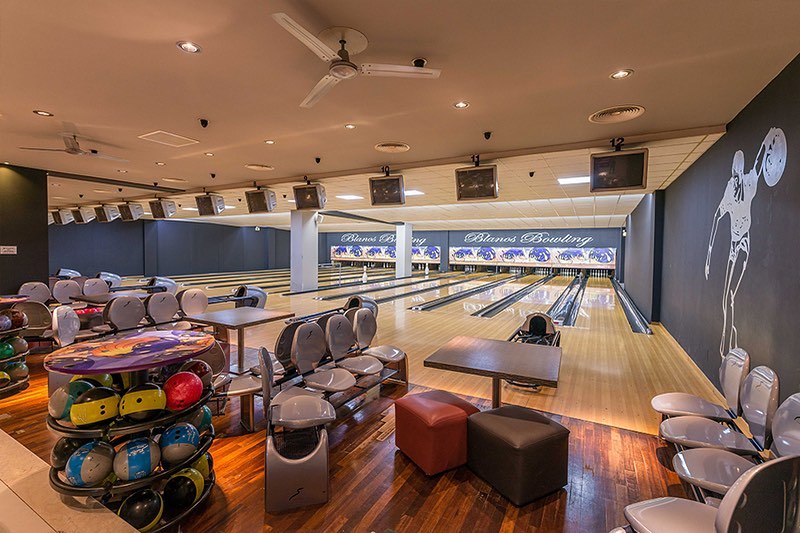 Σε πλειστηριασμό και το Blanos Bowling στην Γλυφάδα!