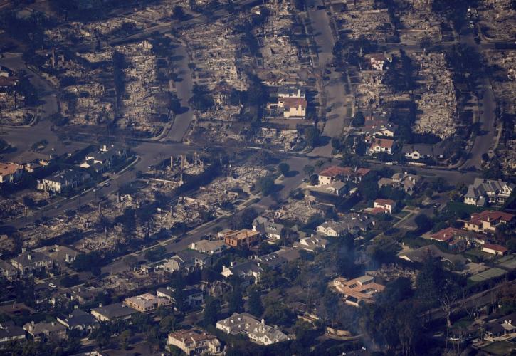 Μελέτη: Οι καπνοί των δασικών πυρκαγιών προκαλούν 24.100 θανάτους τον χρόνο στις ΗΠΑ