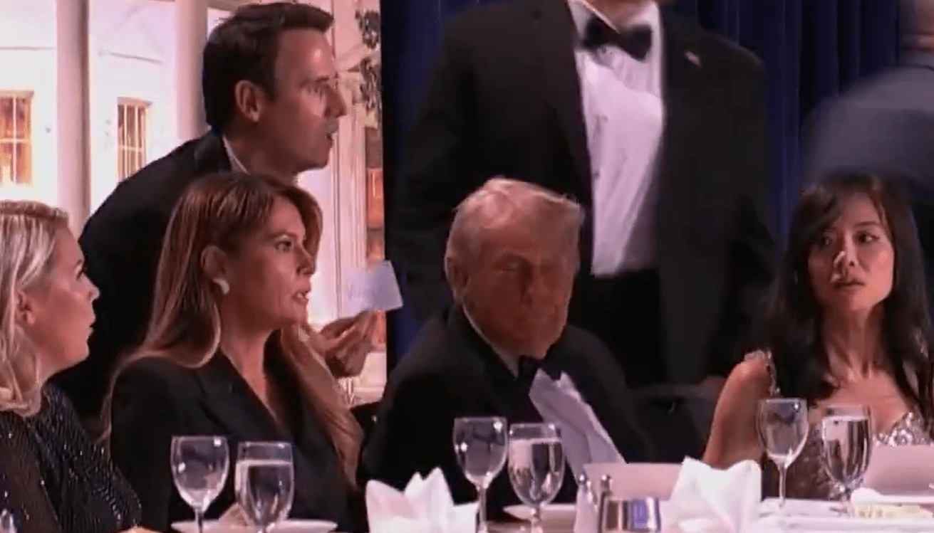 ΗΠΑ-Πυροβολισμοί στο δείπνο των Ανταποκριτών: Συνελήφθη ο 31χρονος δράστης