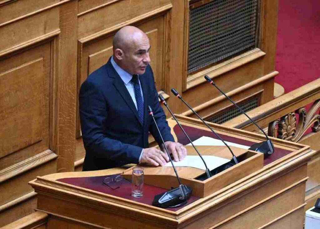 Δελβερούδης: «Κυβέρνηση και τράπεζες στραγγαλίζουν τις μικρομεσαίες επιχειρήσεις»