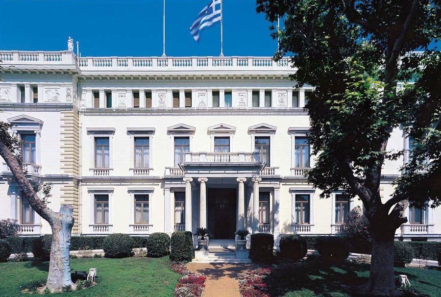 Δανειολήπτρια έφτασε μέχρι τον Πρόεδρο της Δημοκρατίας για να εκφράσει την απόγνωσή της!