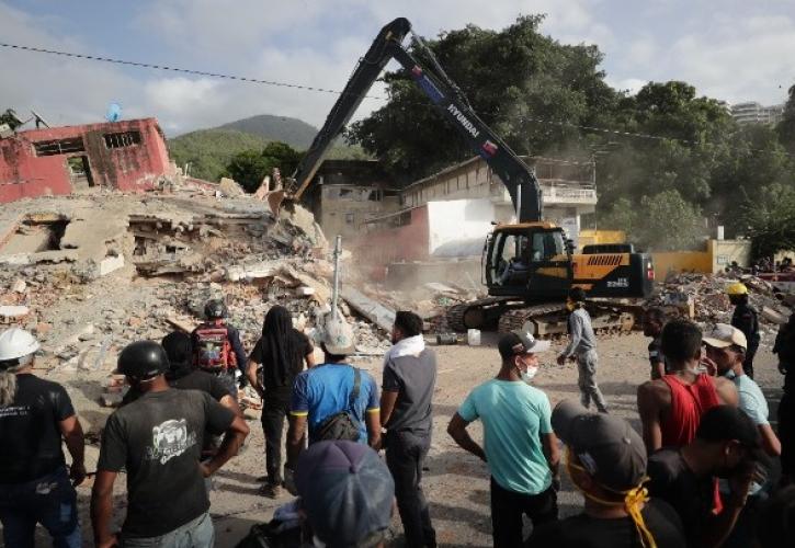 Βενεζουέλα σε εθνικό πένθος: Πάνω από 3.300 νεκροί μετά τον διπλό σεισμό, χιλιάδες τραυματίες και άστεγοι