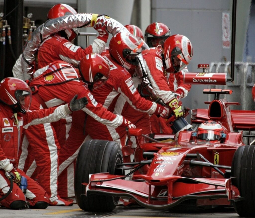 Η βενζίνη των 250€/λίτρο: Το καύσιμο της Formula 1 που αλλάζει τους κανόνες του παιχνιδιού…